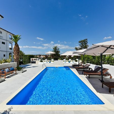 Mediterraneo Garden Apartments Петрчане Экстерьер фото