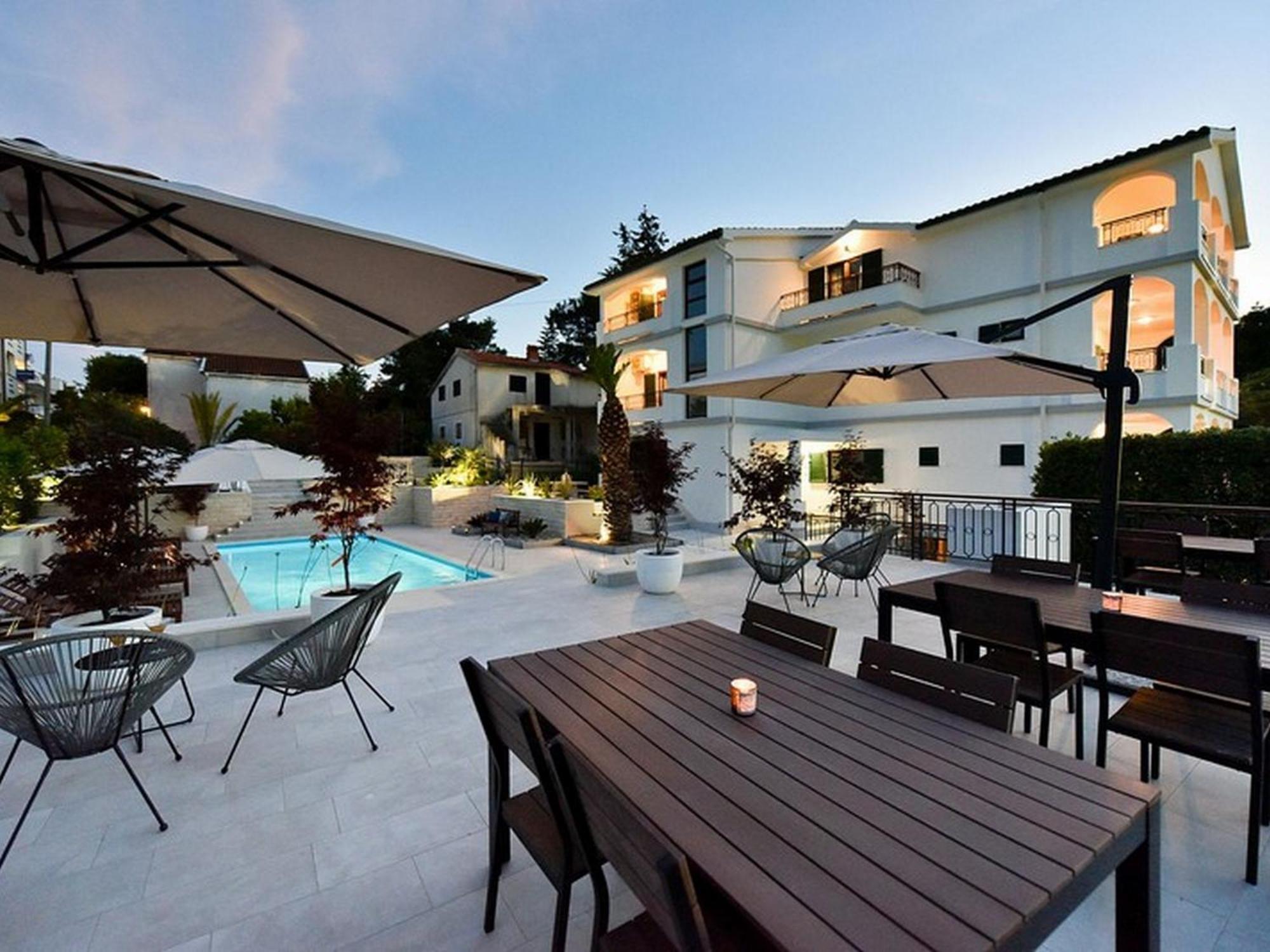 Mediterraneo Garden Apartments Петрчане Номер фото