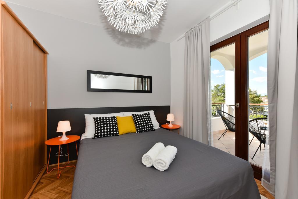 Mediterraneo Garden Apartments Петрчане Экстерьер фото