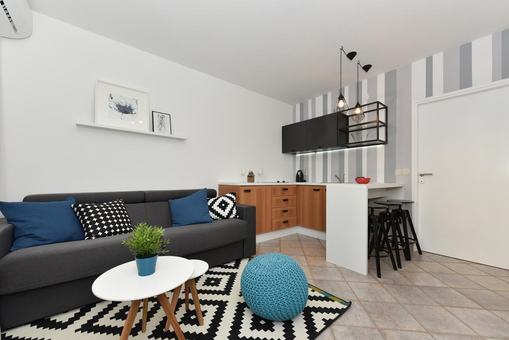 Mediterraneo Garden Apartments Петрчане Экстерьер фото