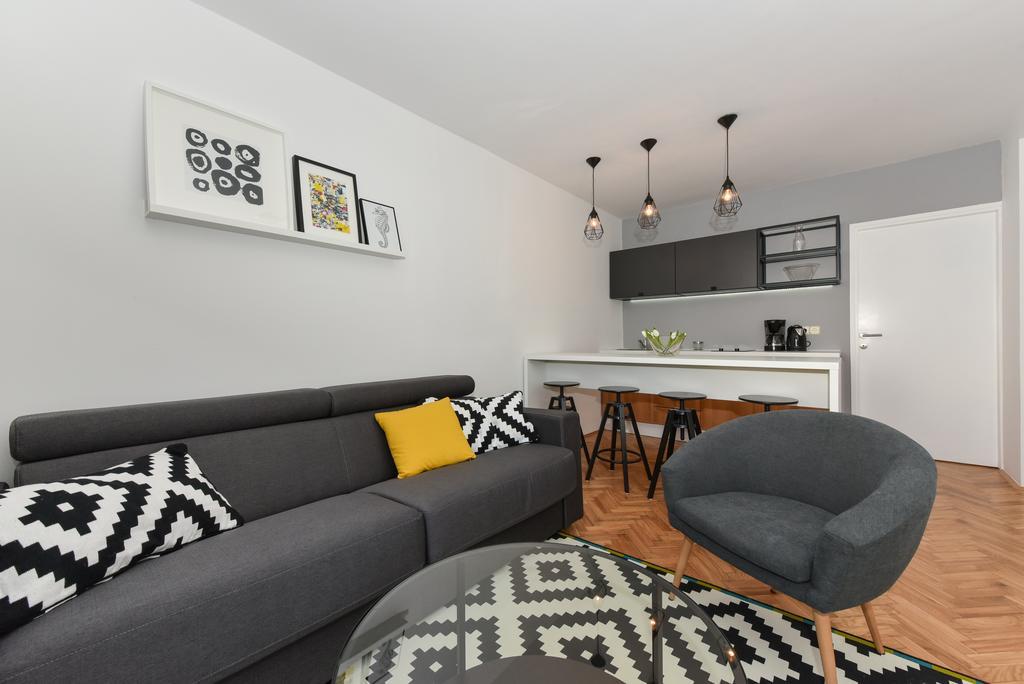 Mediterraneo Garden Apartments Петрчане Экстерьер фото