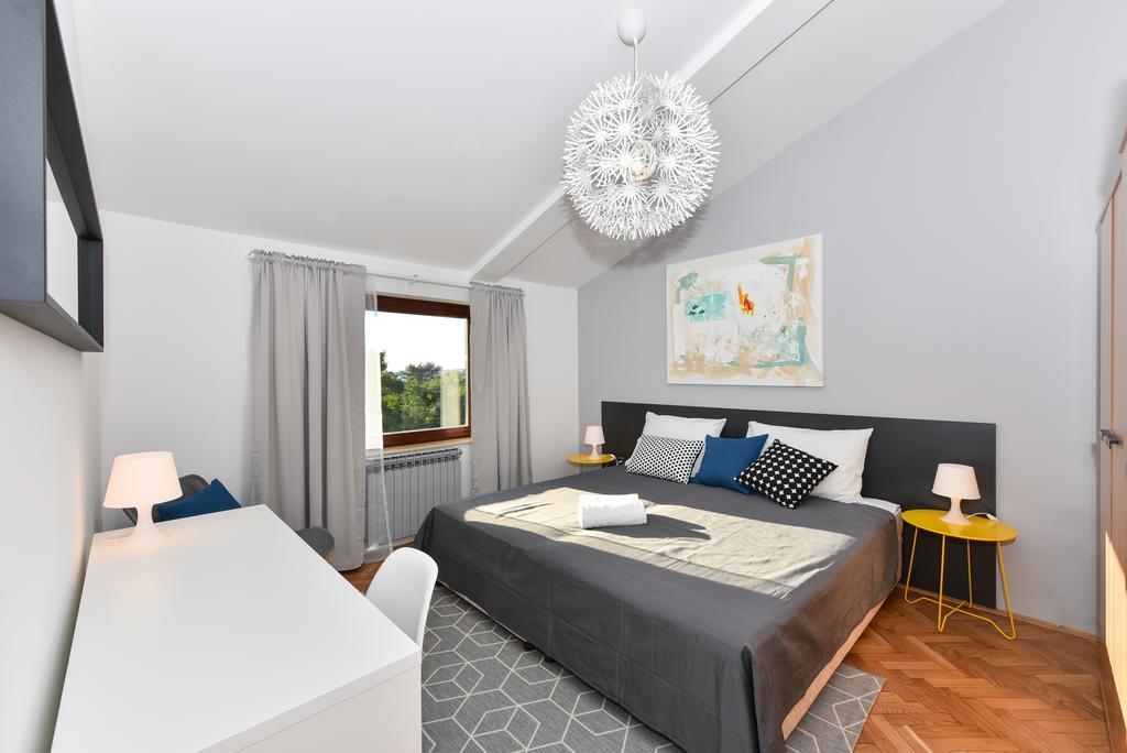 Mediterraneo Garden Apartments Петрчане Экстерьер фото